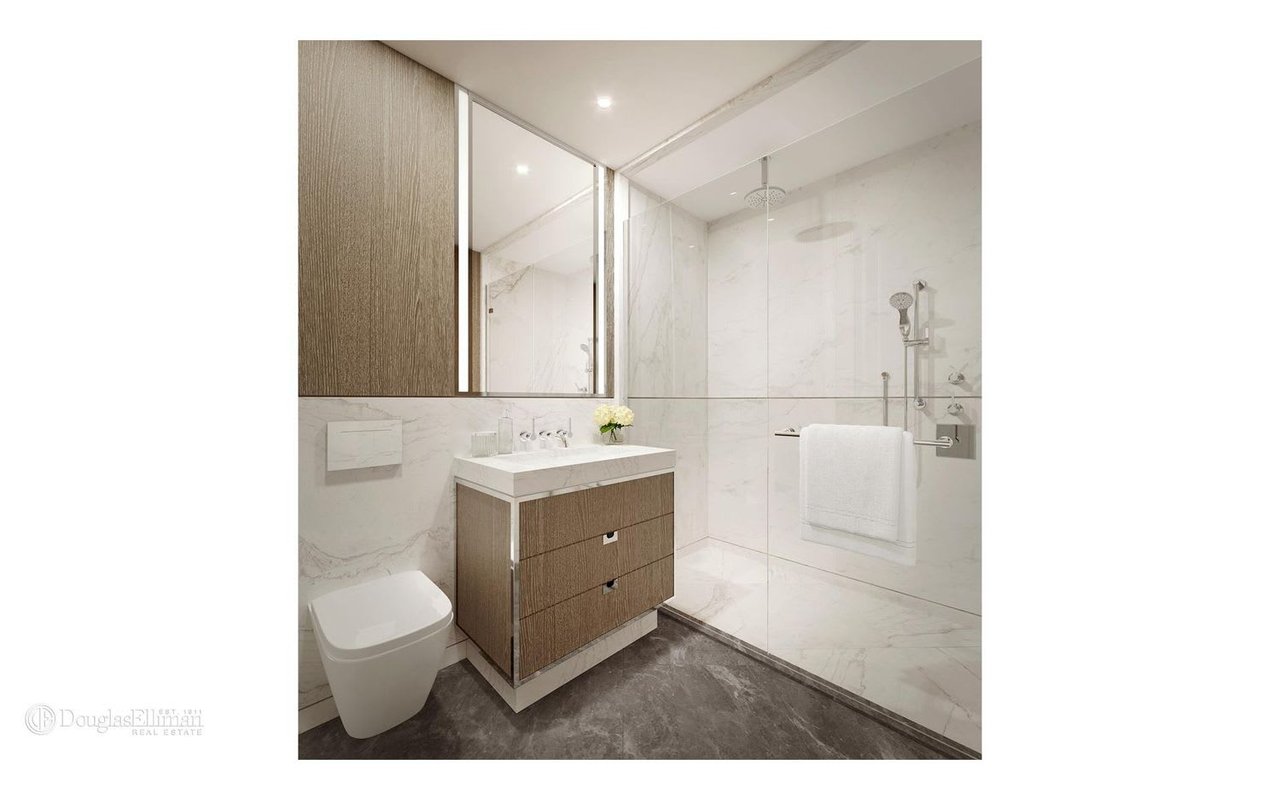 40 Bleecker St, Unit 2G