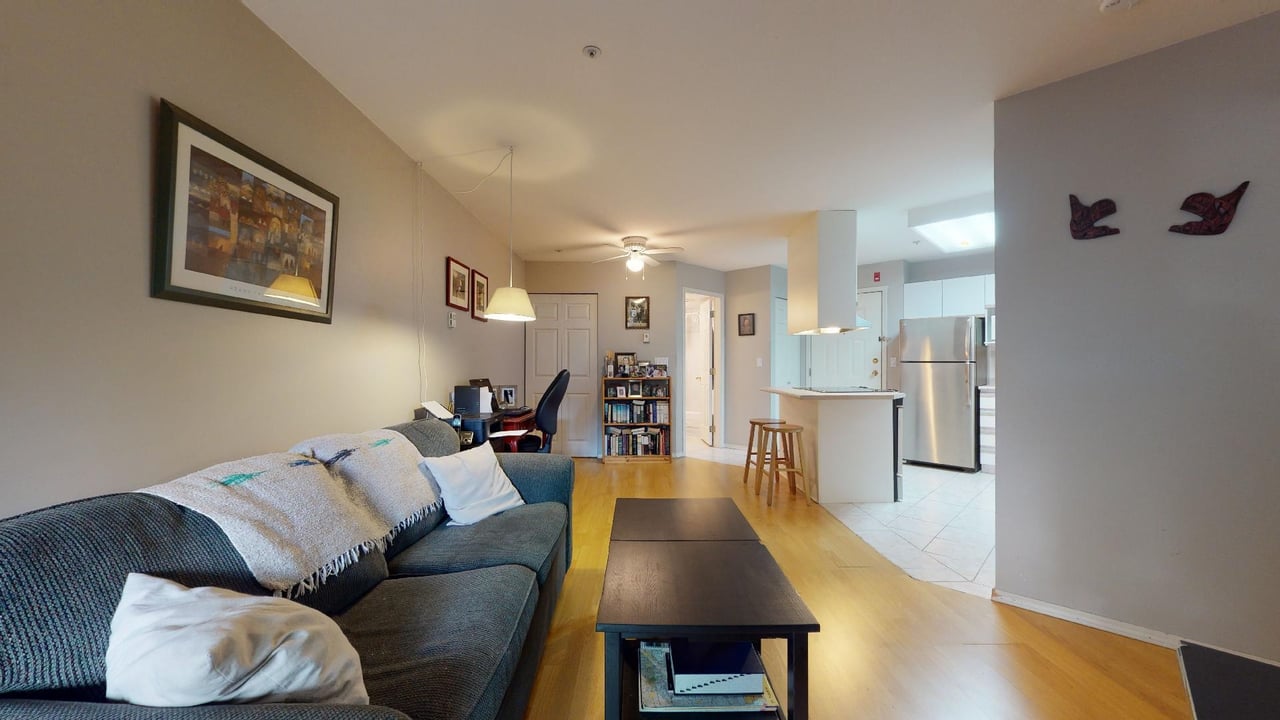 D109-40160 Willow Cres