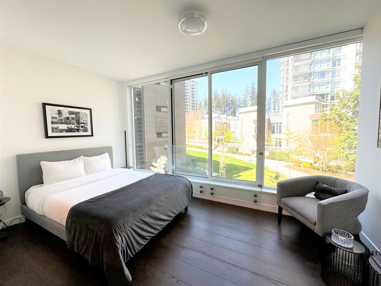 303-5629 Birney Ave
