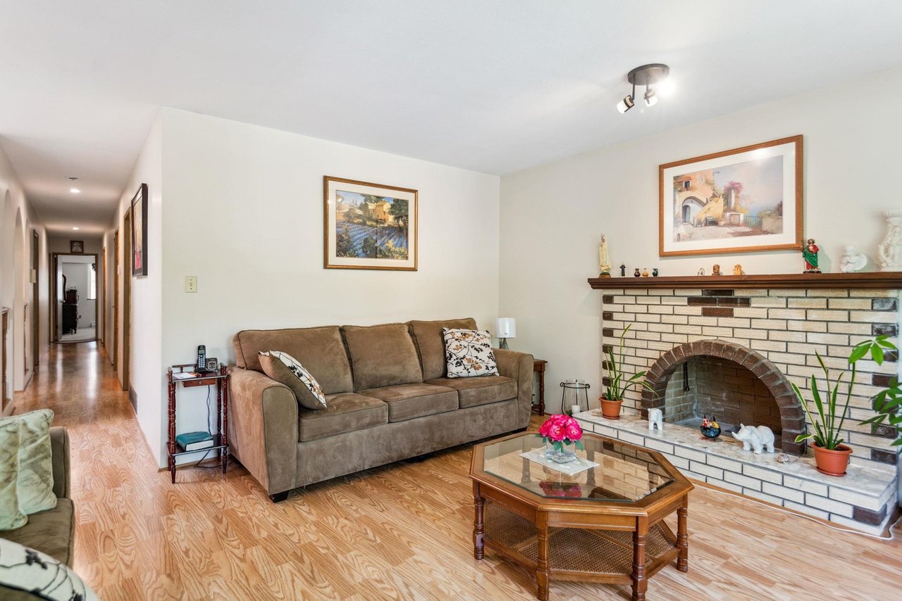 112 E 19th Ave