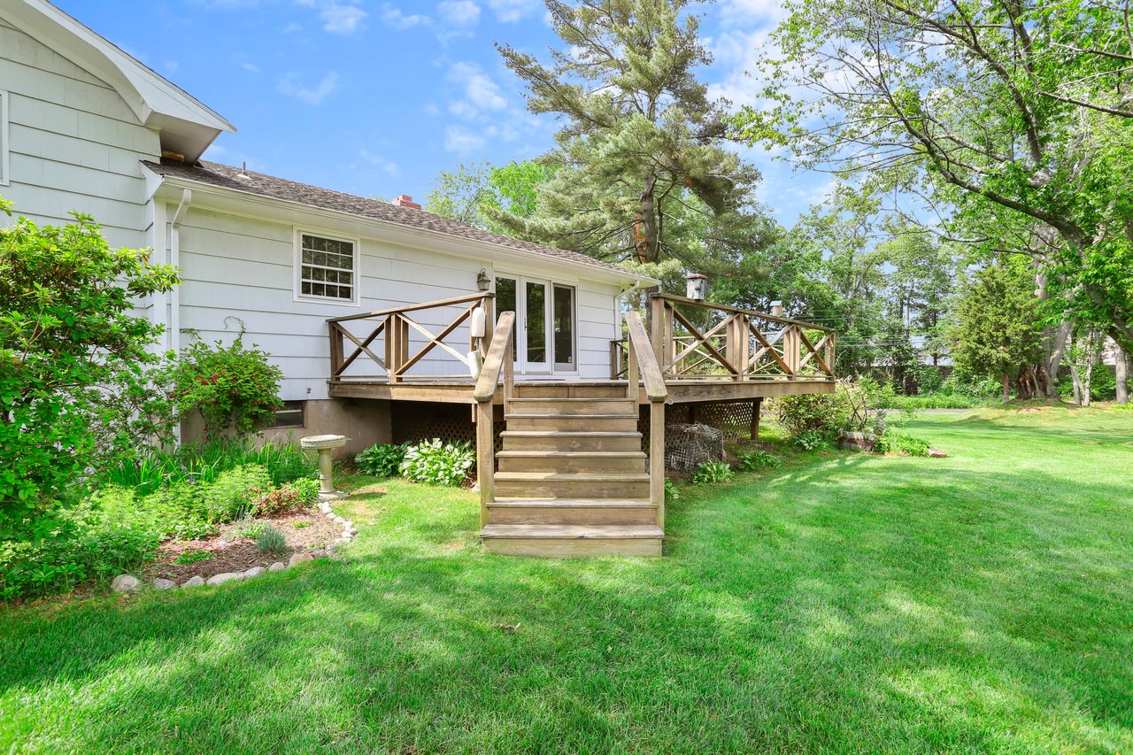 398 Greens Farms Road