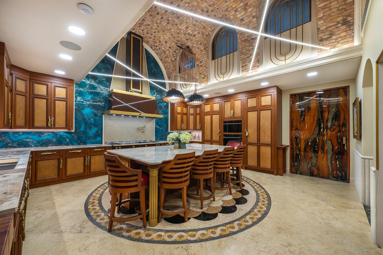 Luxury Estate with Panoramic Views, Santa Ana, San Jose