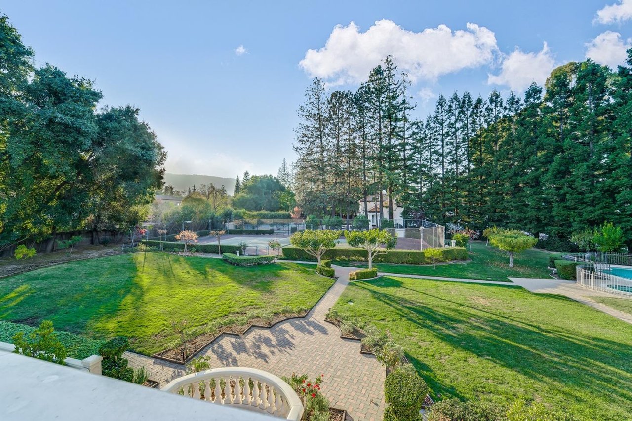 15071 Becky Ln