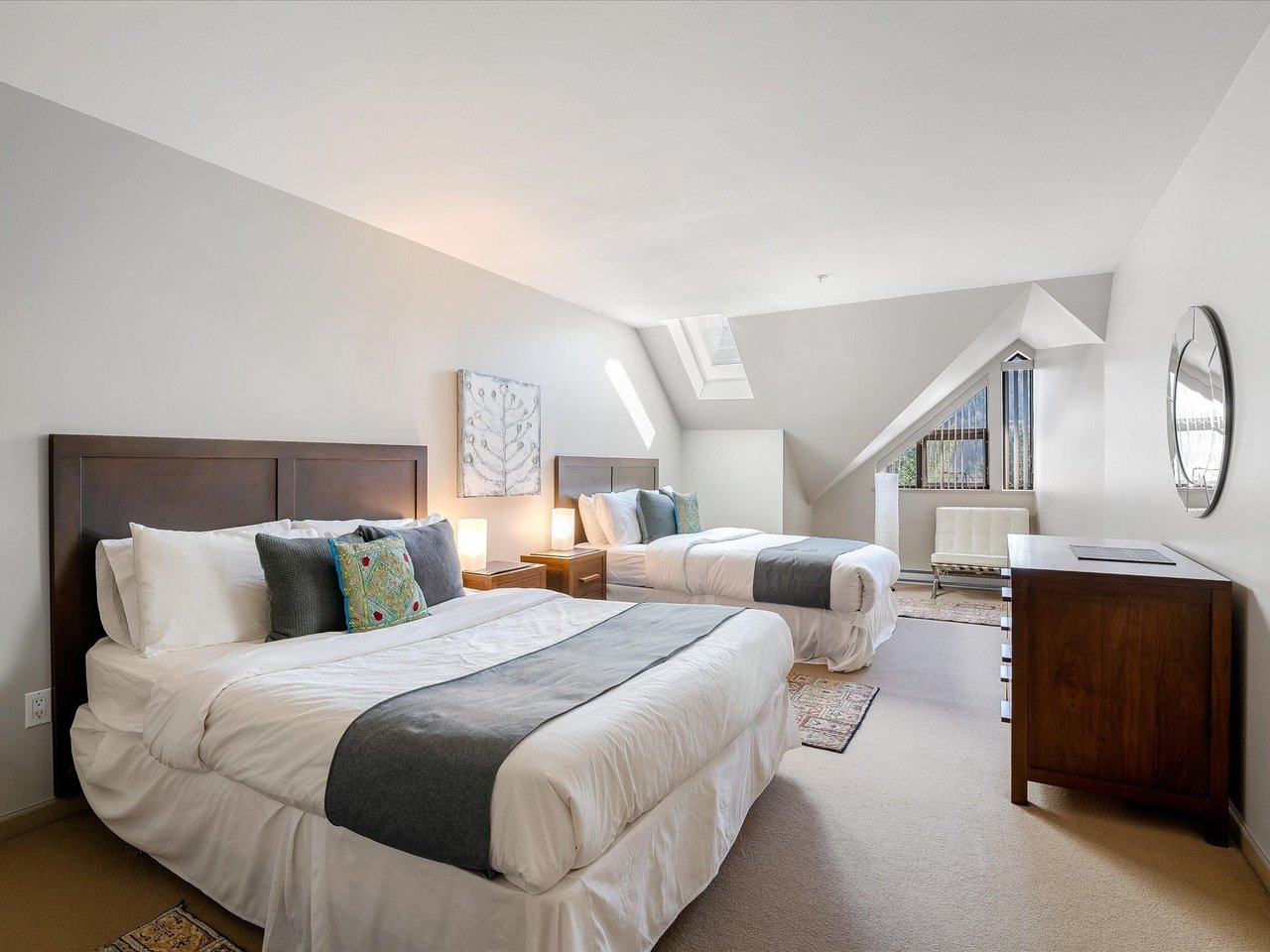 302-3212 Blueberry Dr