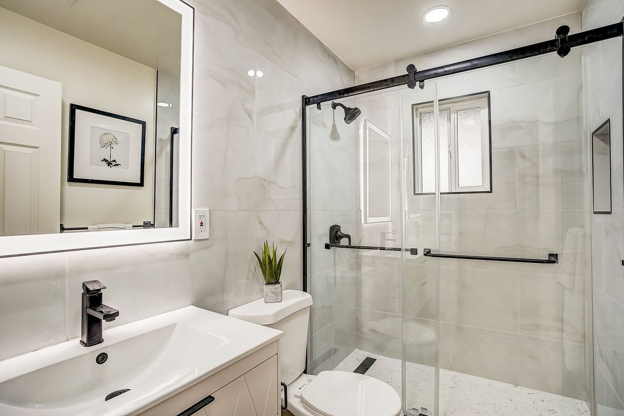 1216 Moonlight Way