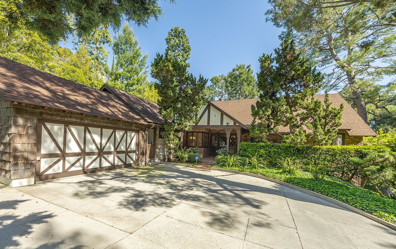 1116 Calle Vista Dr, Beverly Hills