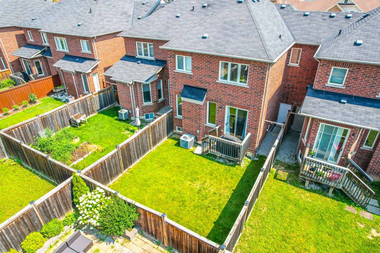 22 Merrickville Way