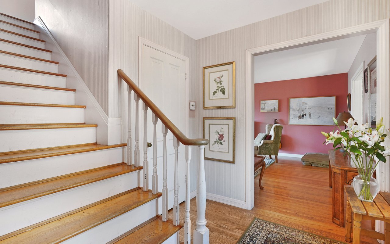 313 Mount Holyoke Ave