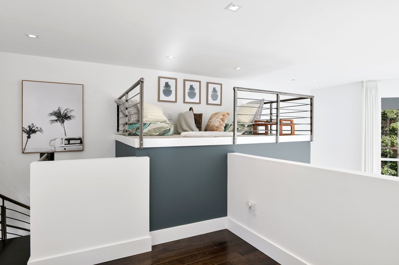 Tri-Level Hayes Valley Corner Loft