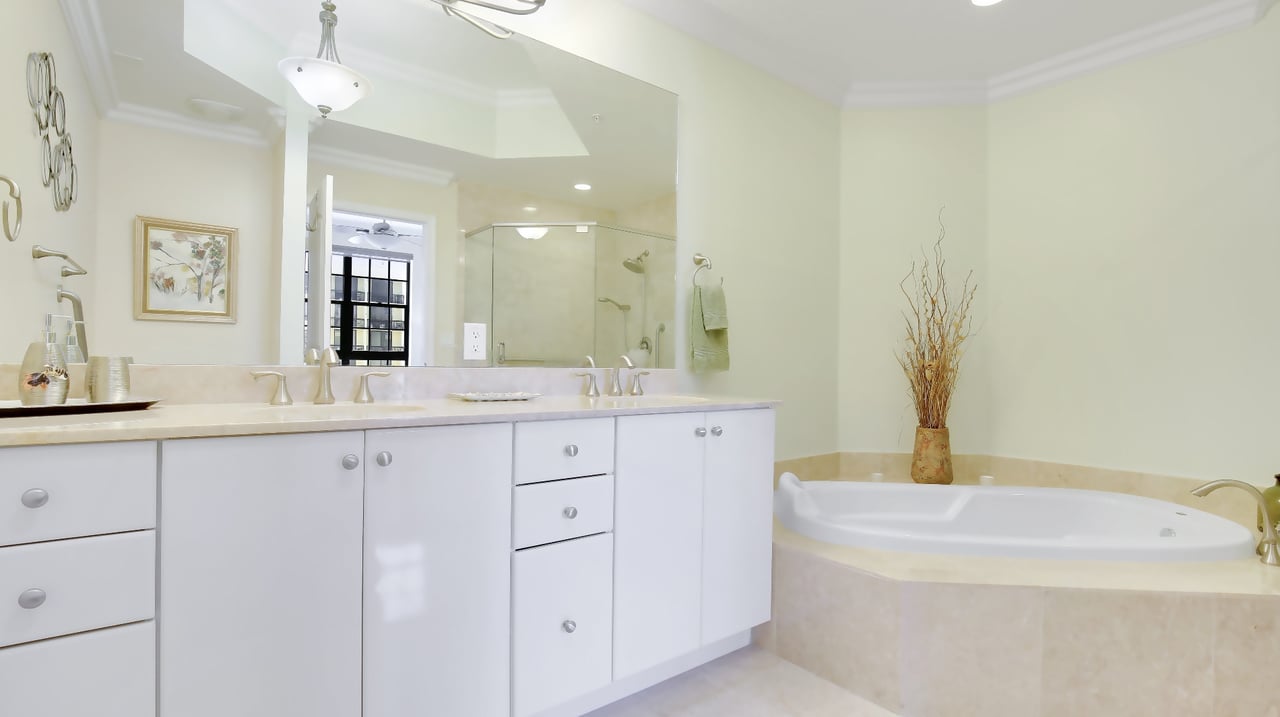 701 S Olive Ave, #1101