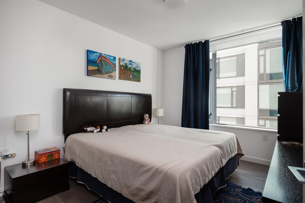 803-1678 Pullman Porter St
