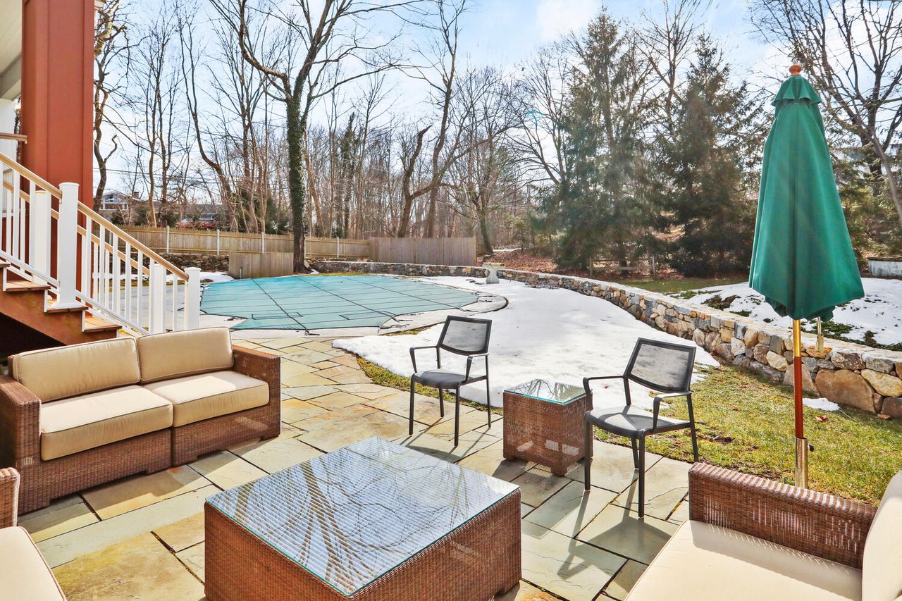 137 Long Lots Road