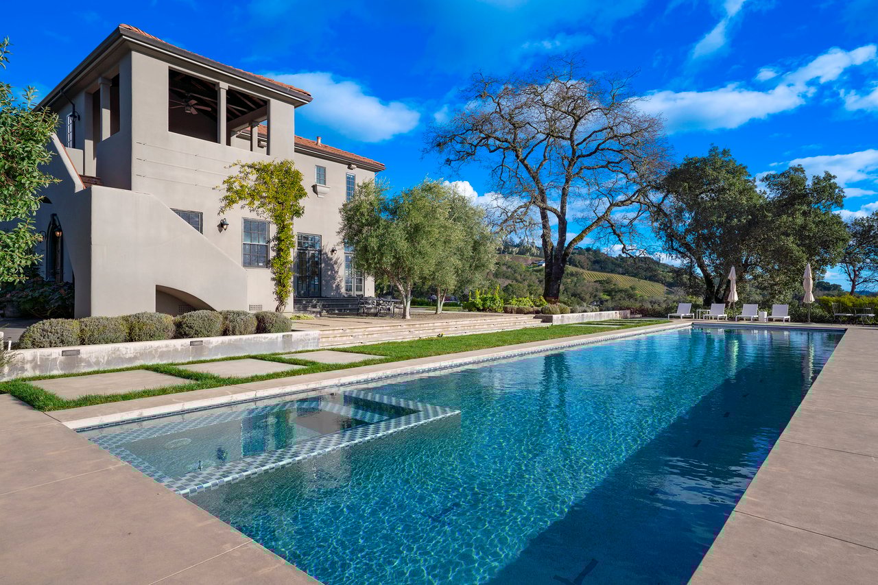 Modern Villa Estate
