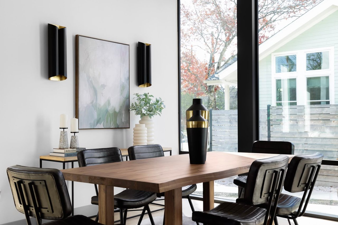 SOUTH AUSTIN CONTEMPORARY