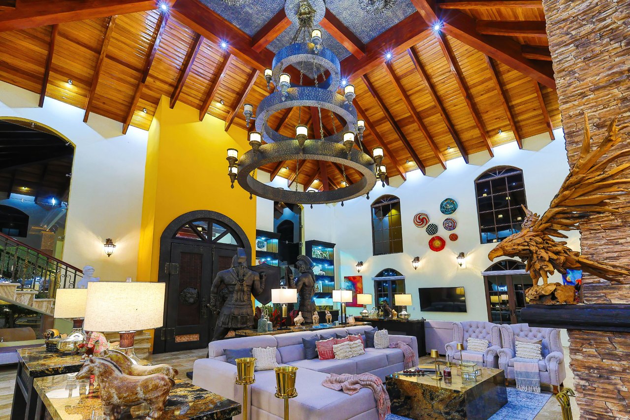 Grand Luxury Estate, Perez Zeledon, San Jose