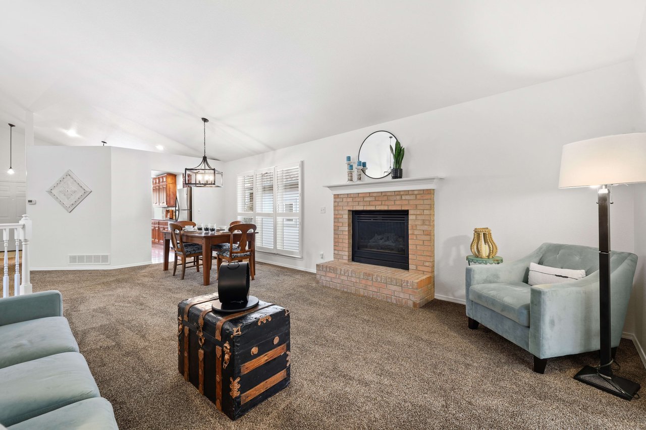 5423 Lions Gate Lane