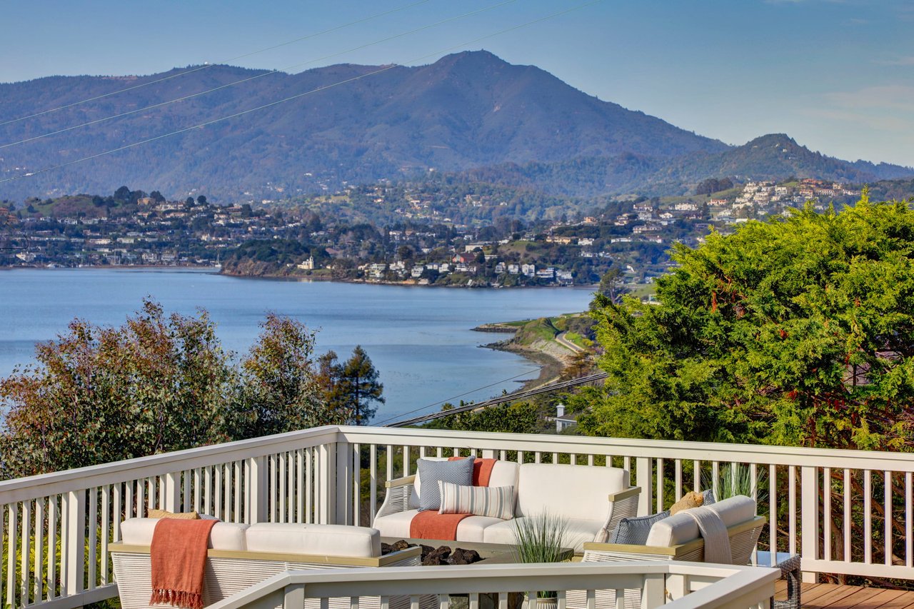 Extraordinary View Residence