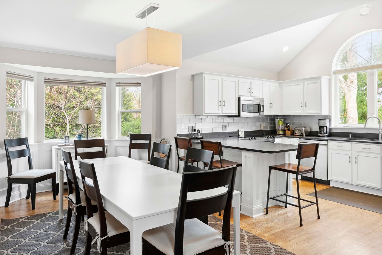 WAINSCOTT AUGUST RENTAL, CONVENIENT TO ALL