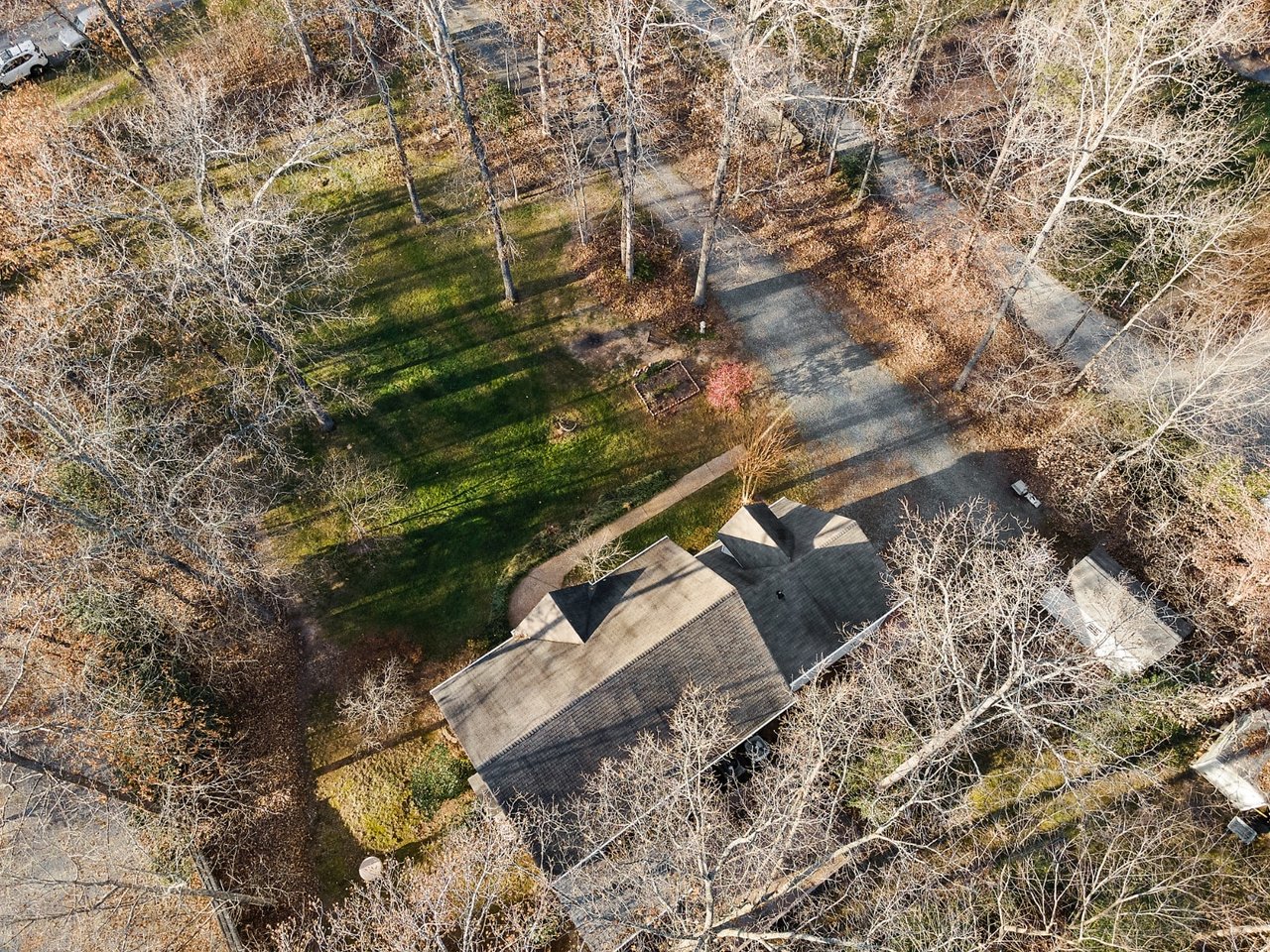 3531 Sherwood Bluff Way