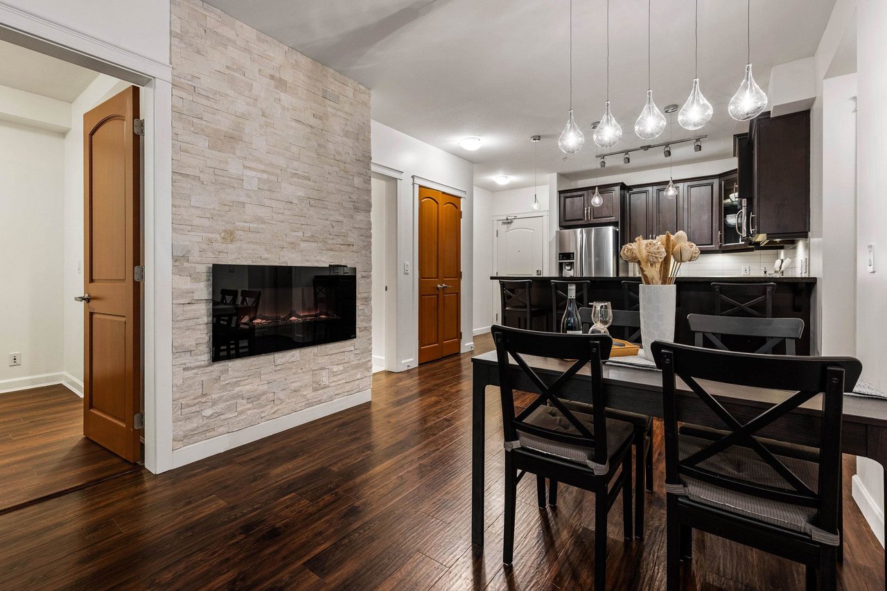 154-8328 207a St