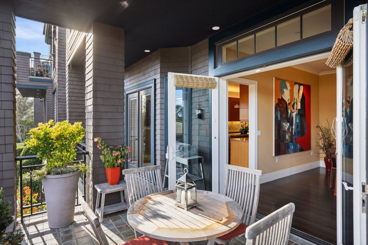 54 De Silva Island Drive