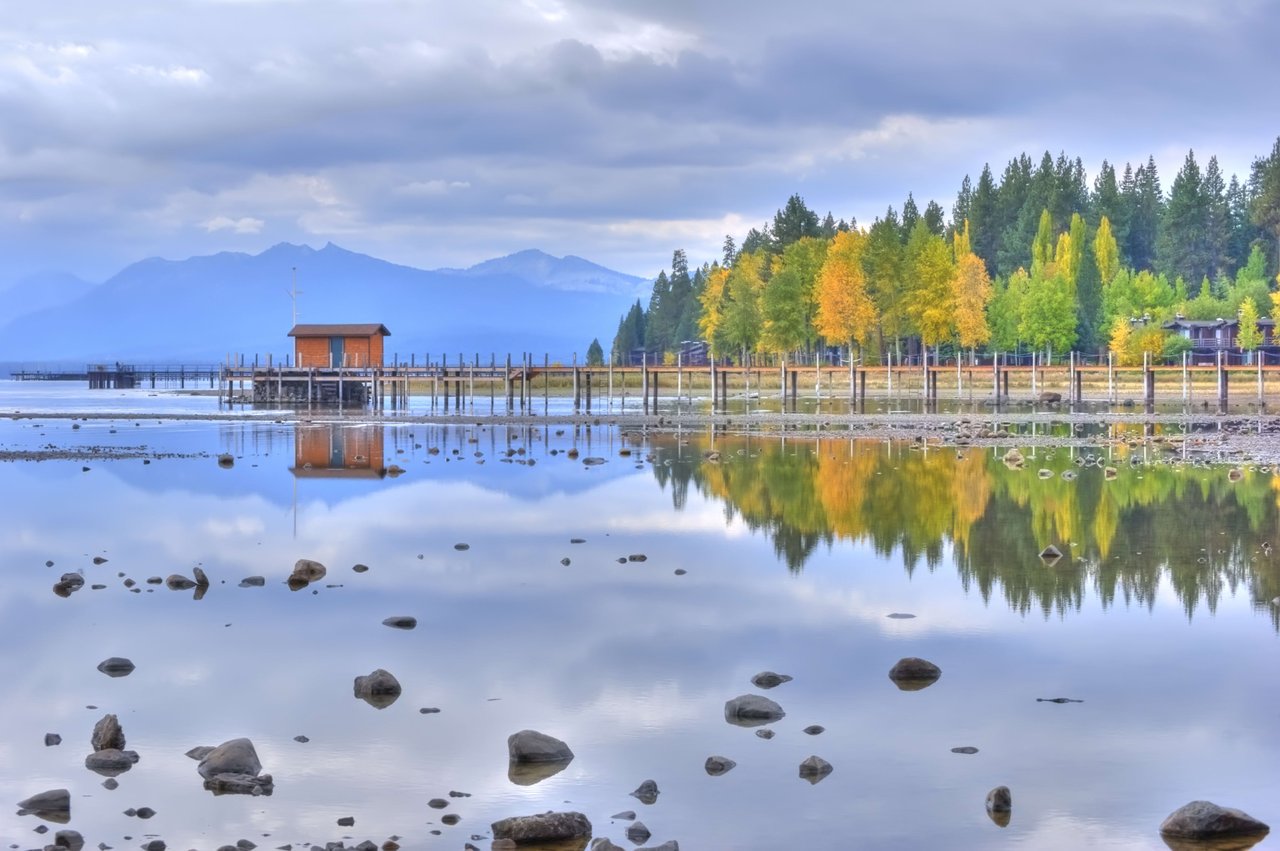 Experience the Magic of Fall Foliage in Lake Tahoe: An Incline Village Real Estate Agent’s Guide