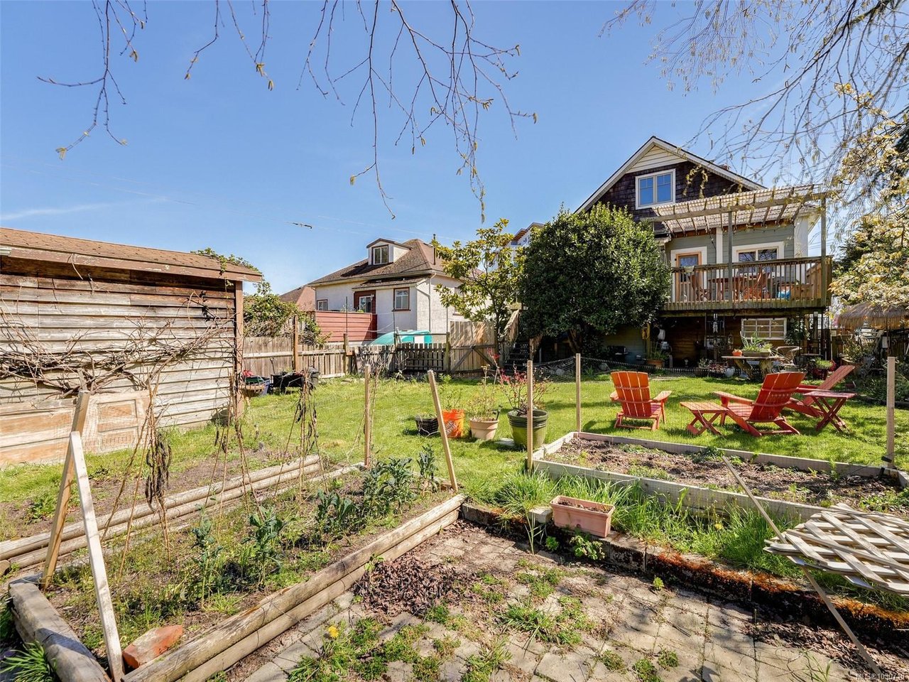 506 Gore St, Esquimalt