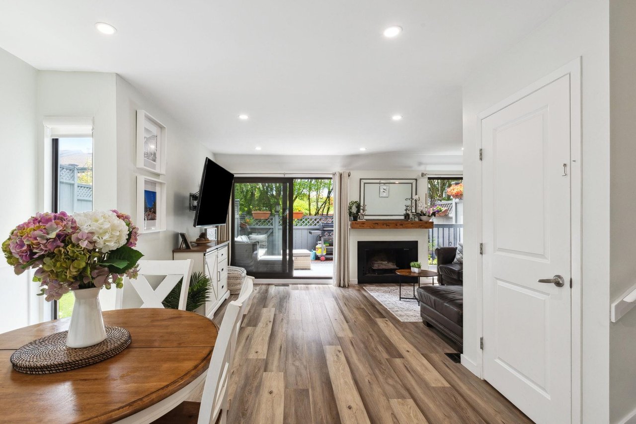 17-225 W 14th St