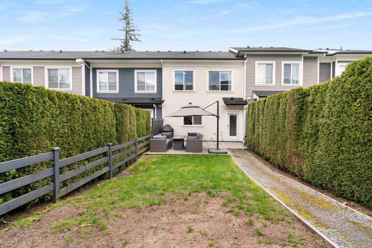 11-3445 Wilkie Ave