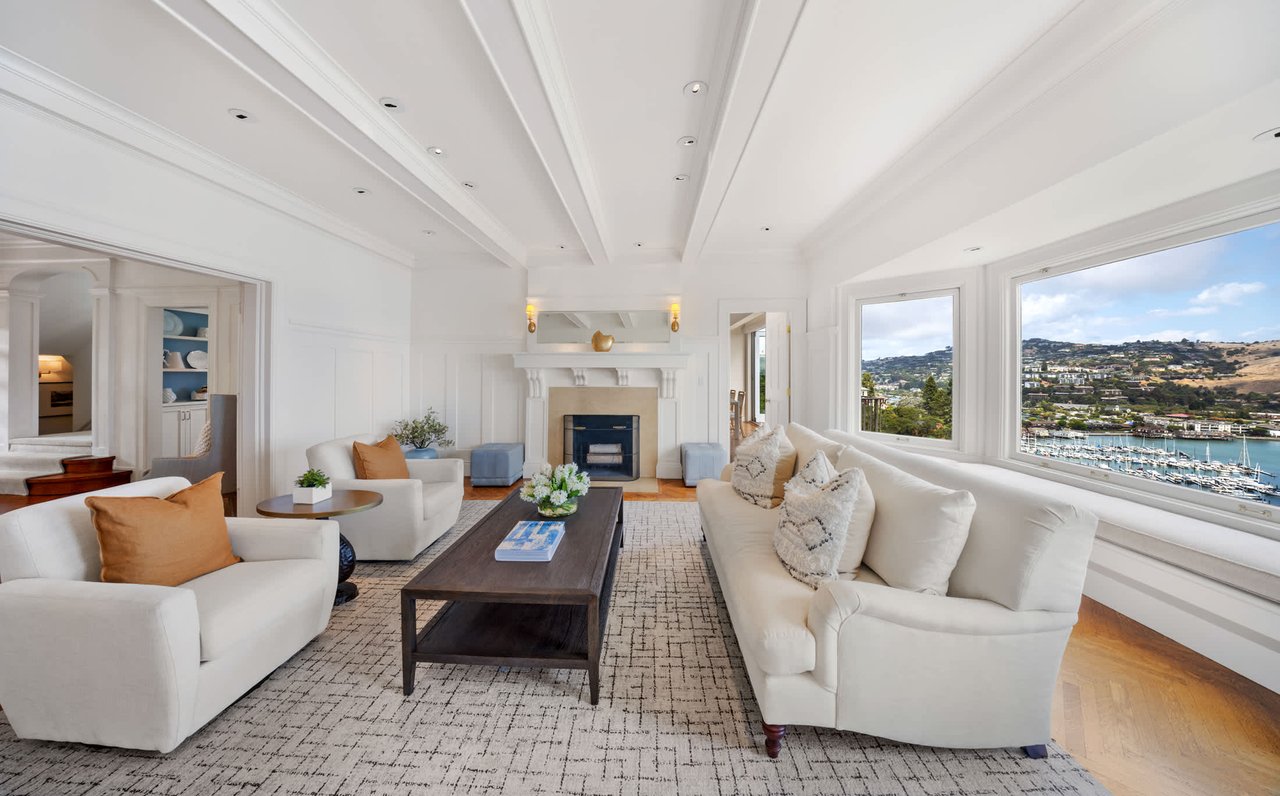 Iconic Belvedere View Estate