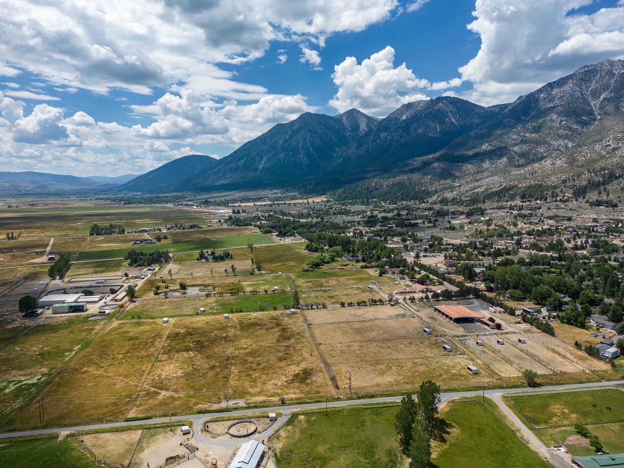 Horse Property with water rights! Incoming Producing Stables