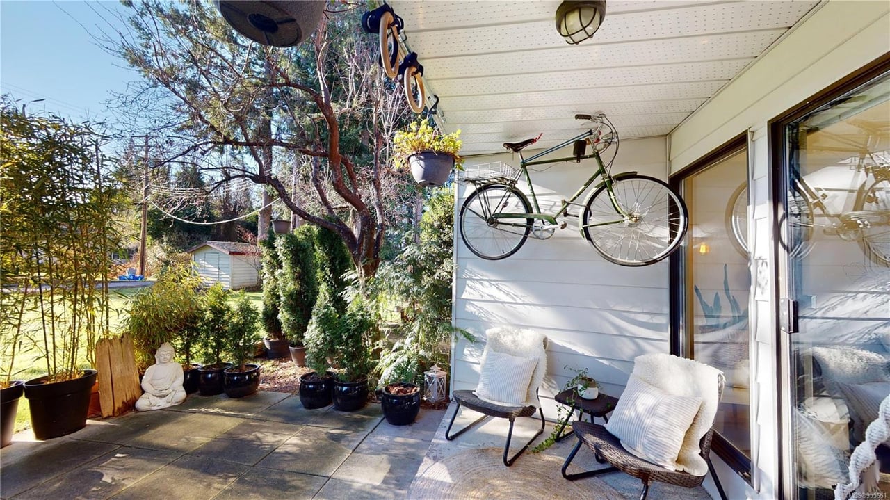 3-1956 Glenidle Rd, Sooke