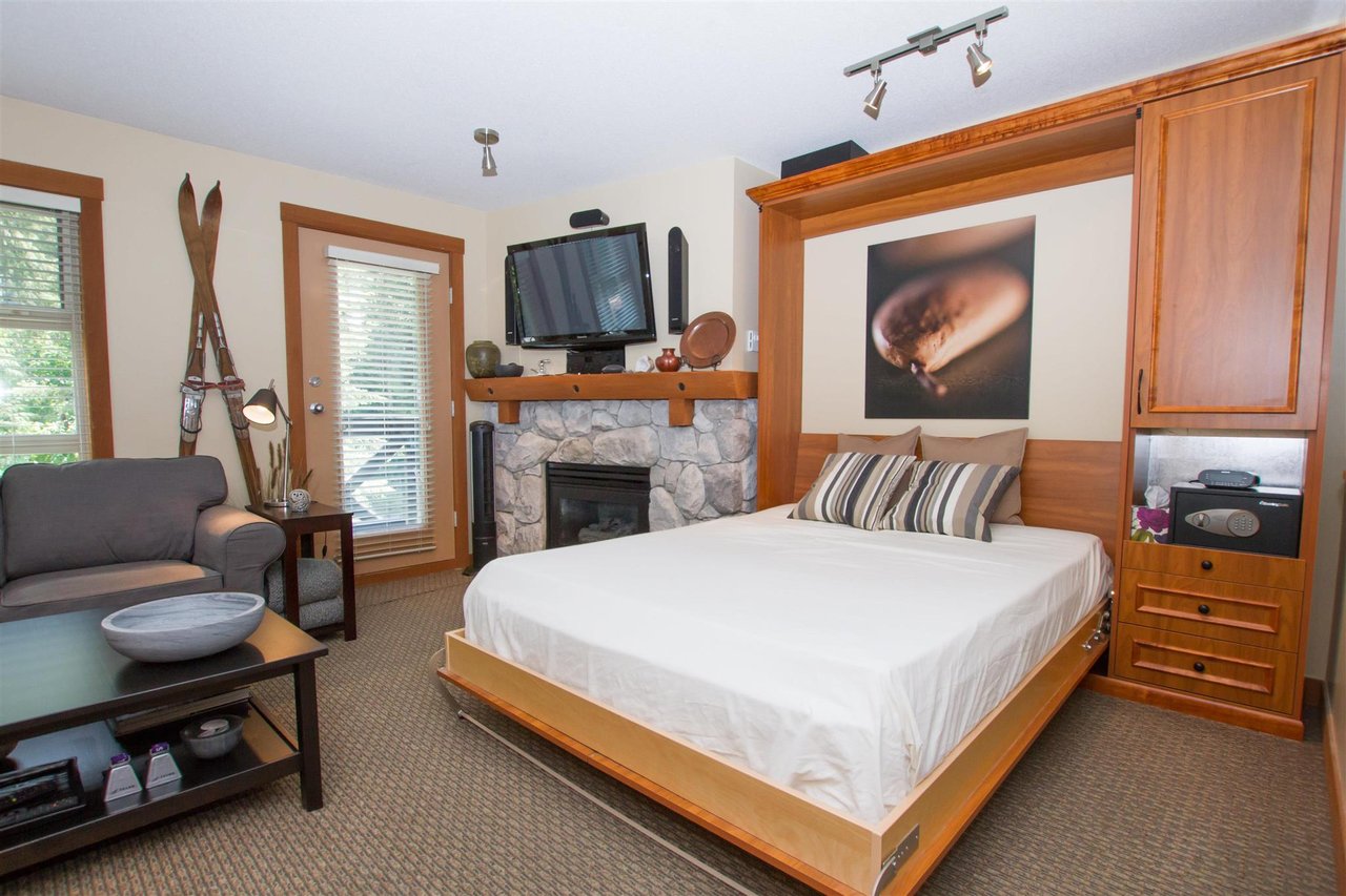 515-4660 Blackcomb Wy