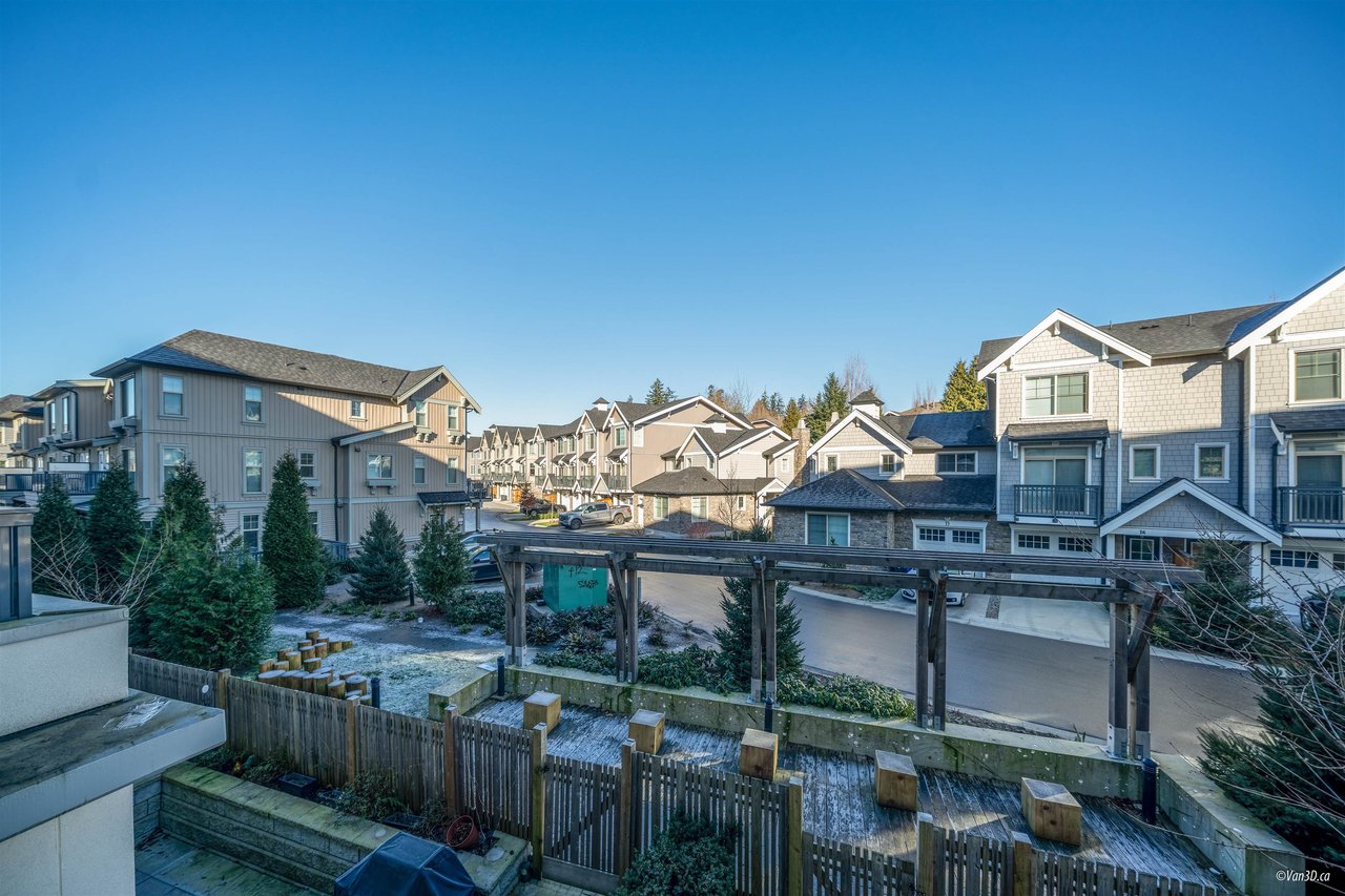 B205-20487 65 Ave