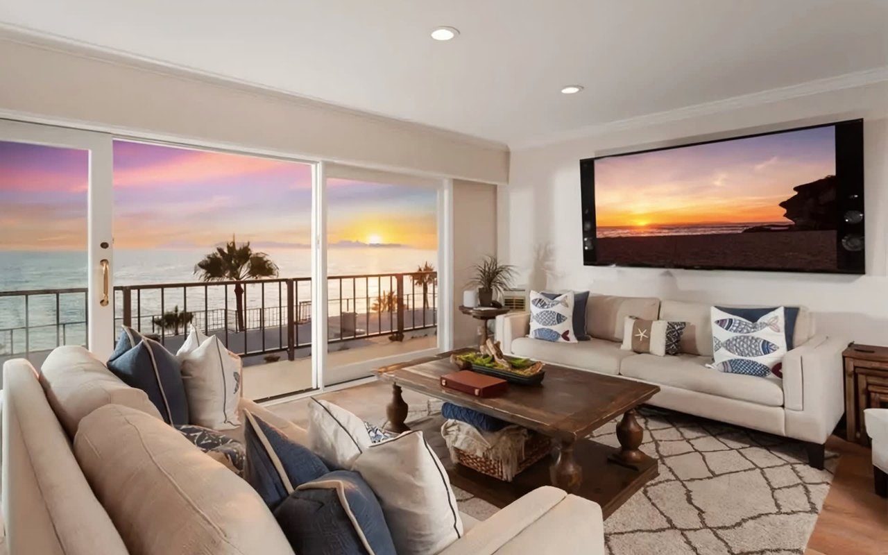 10 Benefits of Owning a Home with Natural Light