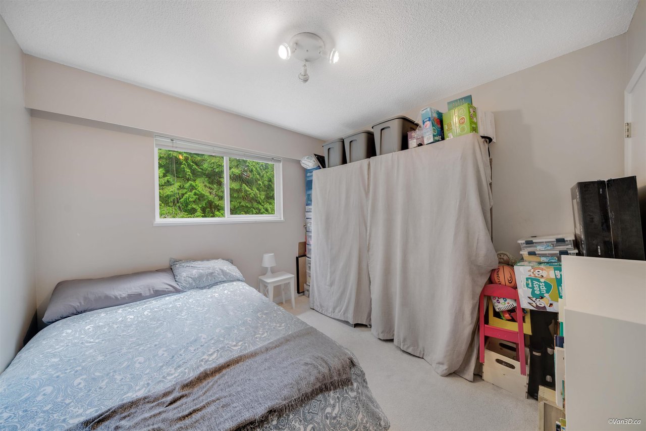2052 W Keith Road, North Vancouver