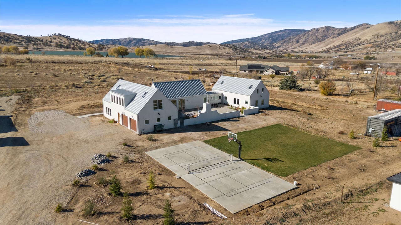 Modern Scandinavian Farmhouse