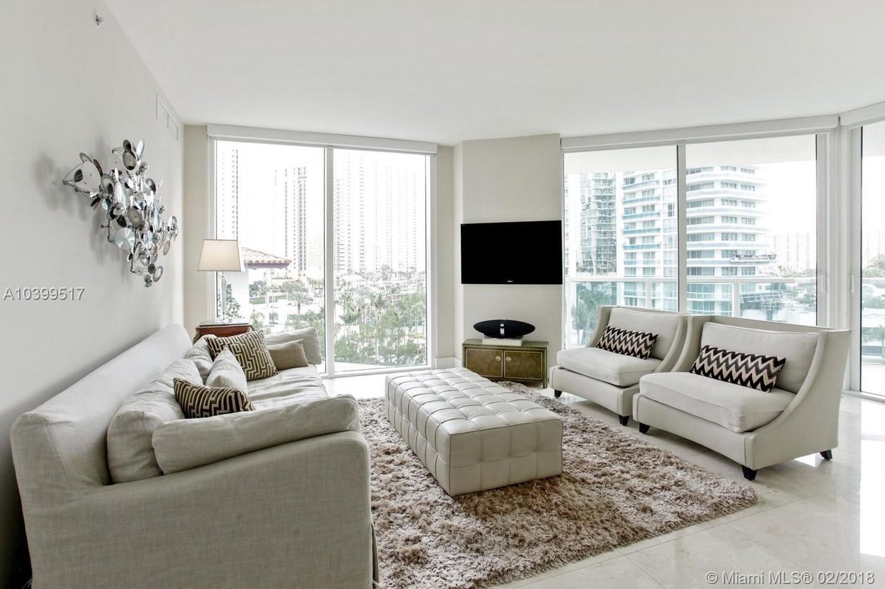 200 Sunny Isles Blvd #2606