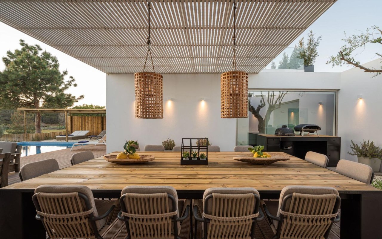 5 Must-Have Features in a Luxury Home: A Guide to Creating Your Dream Estate