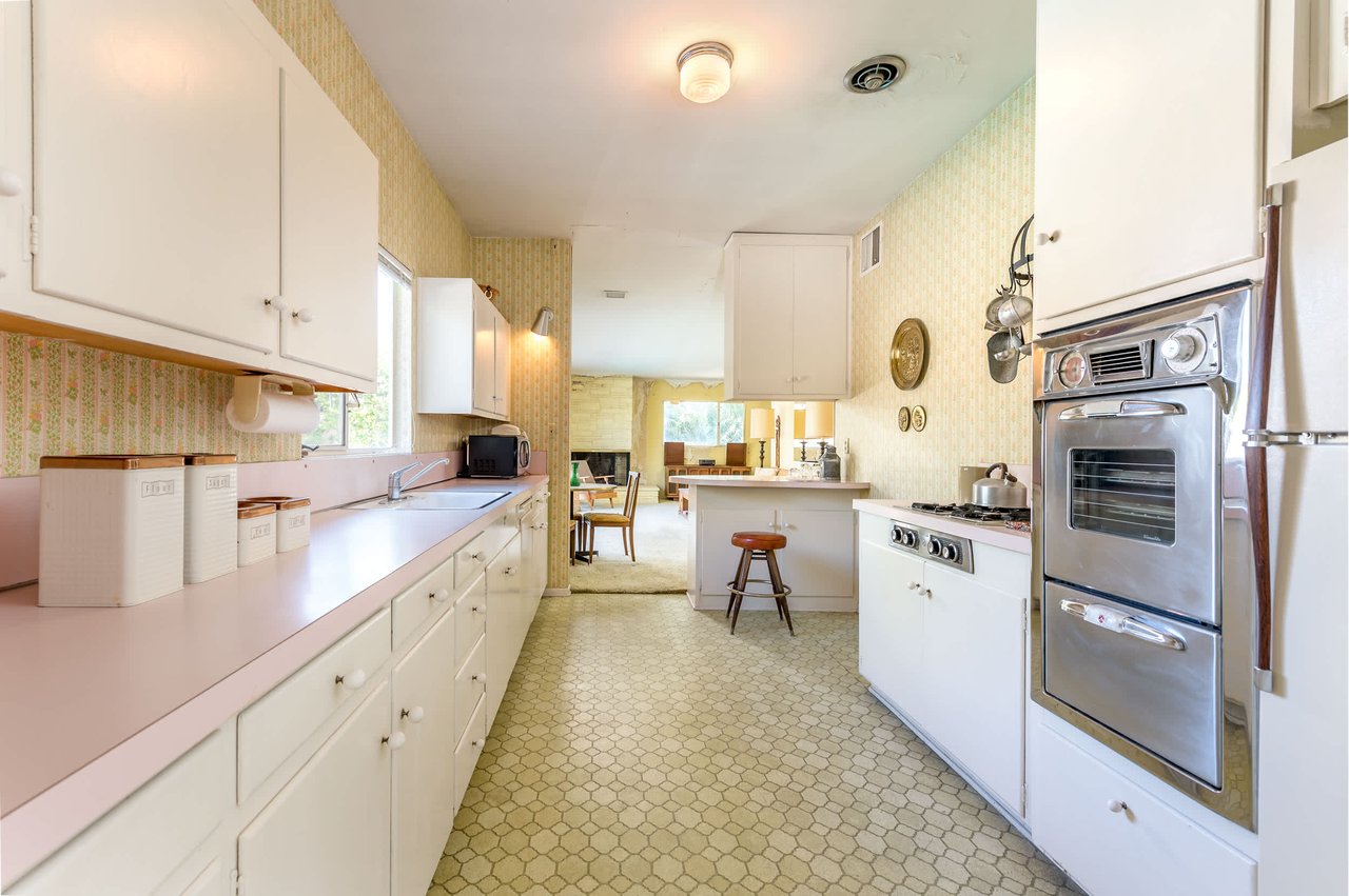 1172 Pasatiempo Rd
