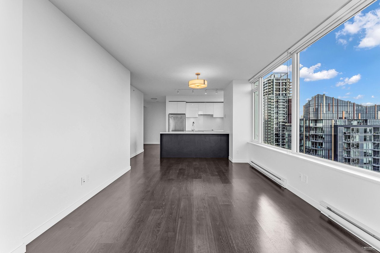 2807-6333 Silver Ave