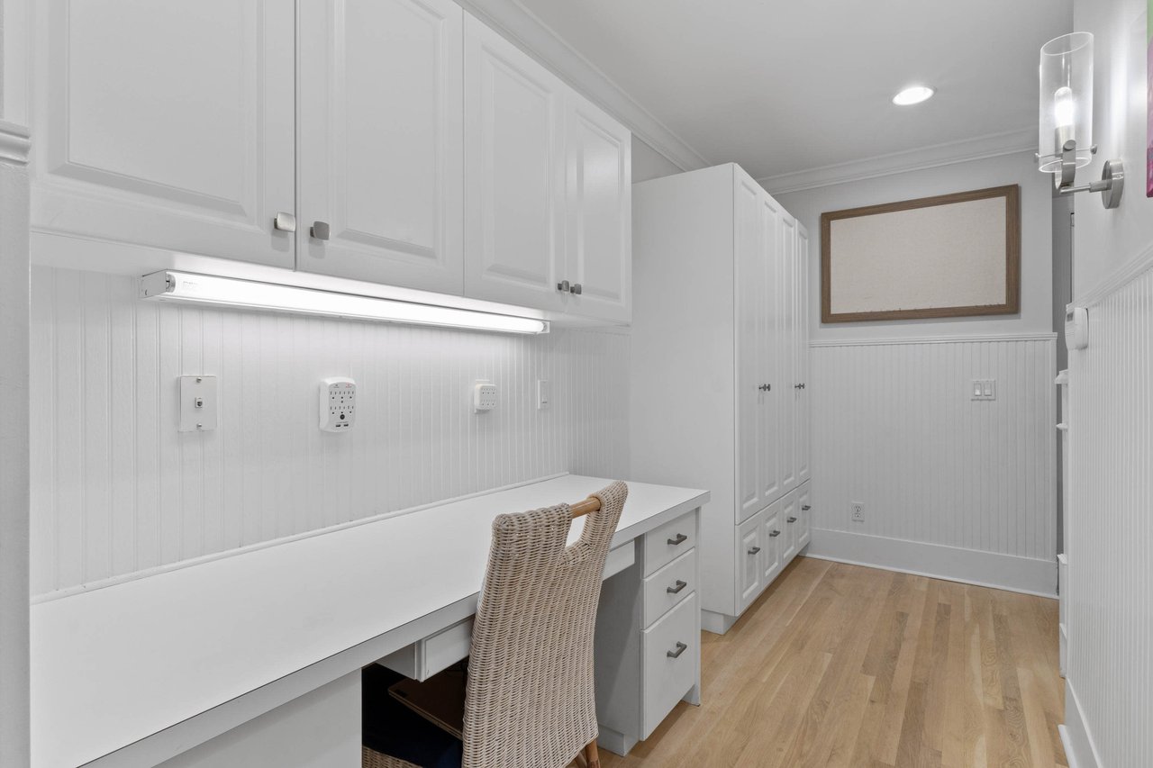 1421 Place Picardy