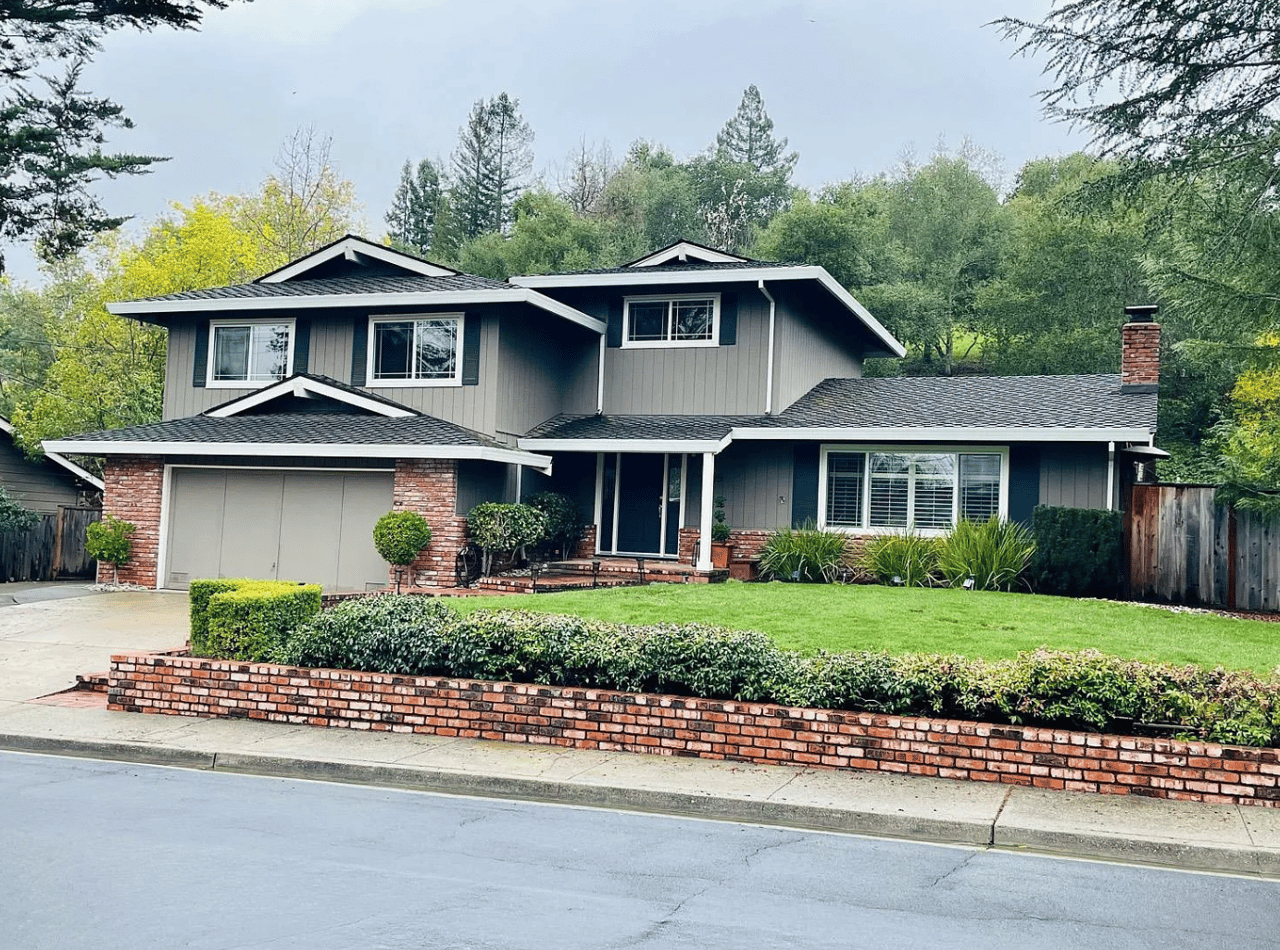 25 Woodside Dr, Moraga