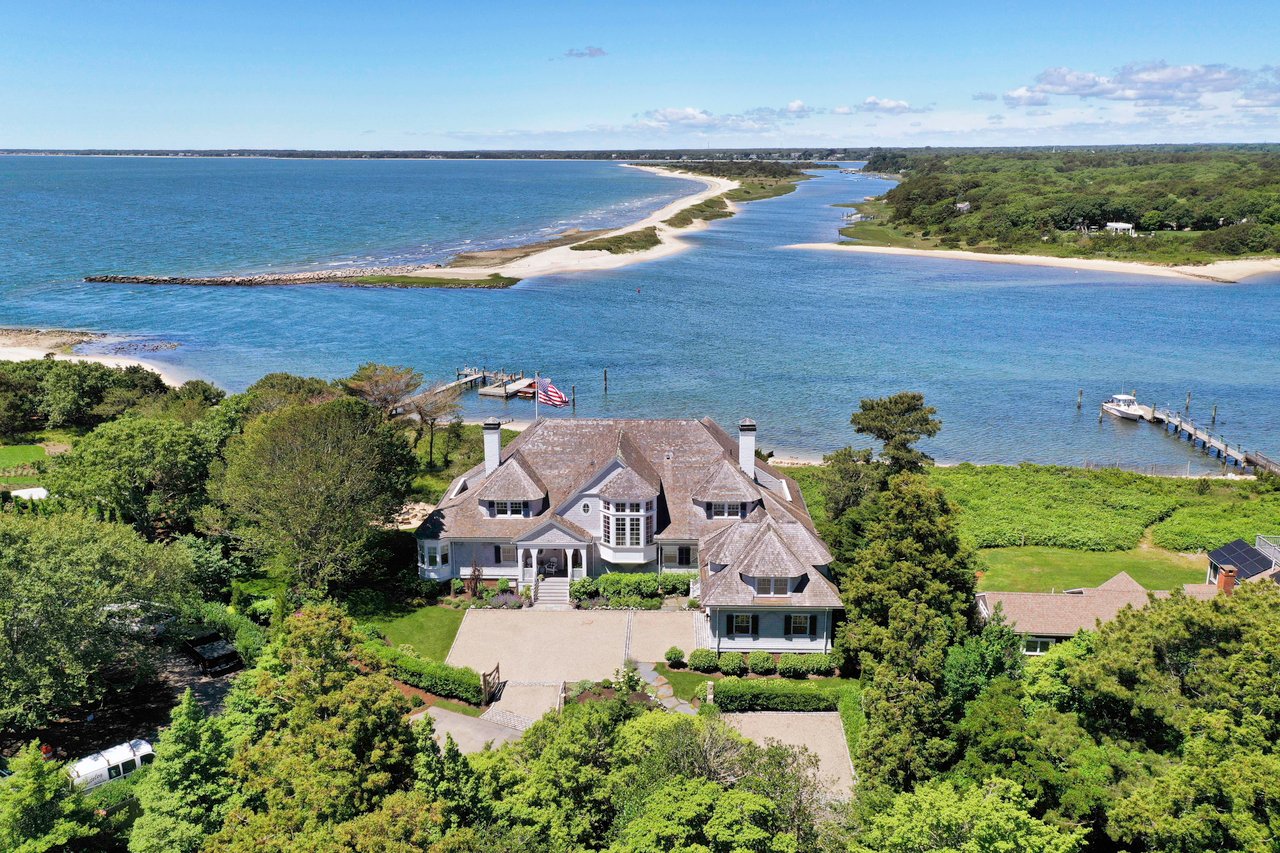 Extraordinary Waterfront Estate