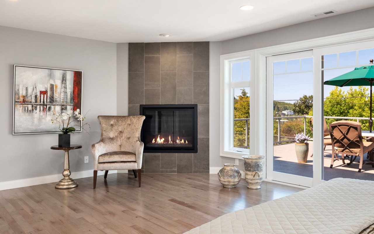 North Mercer Island Rebuild with Views