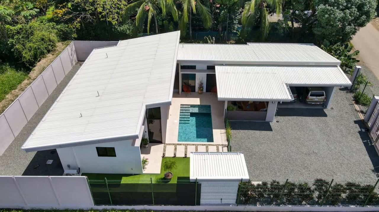 Luxurious Modern House in Central Uvita: Your Gateway to the Costa Rican Lifestyle