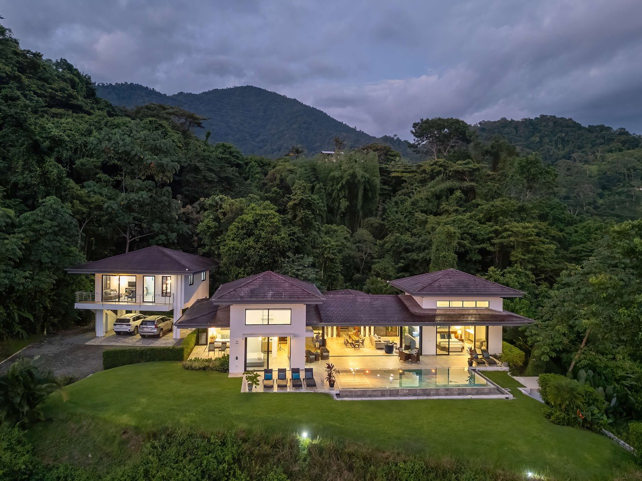 Elegant Estate with Pacific & Jungle Views in Ojochal