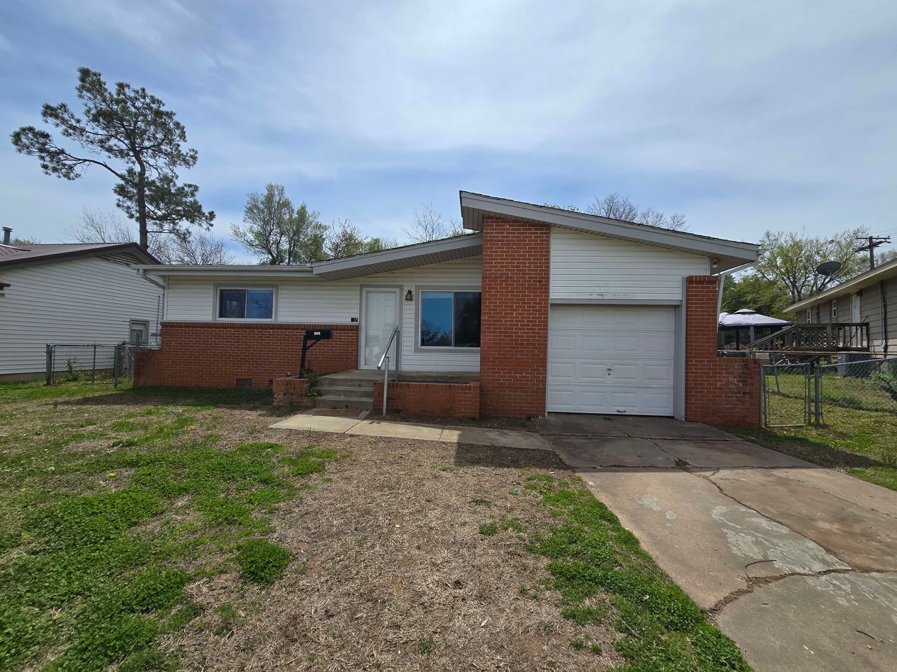 518 W Park 