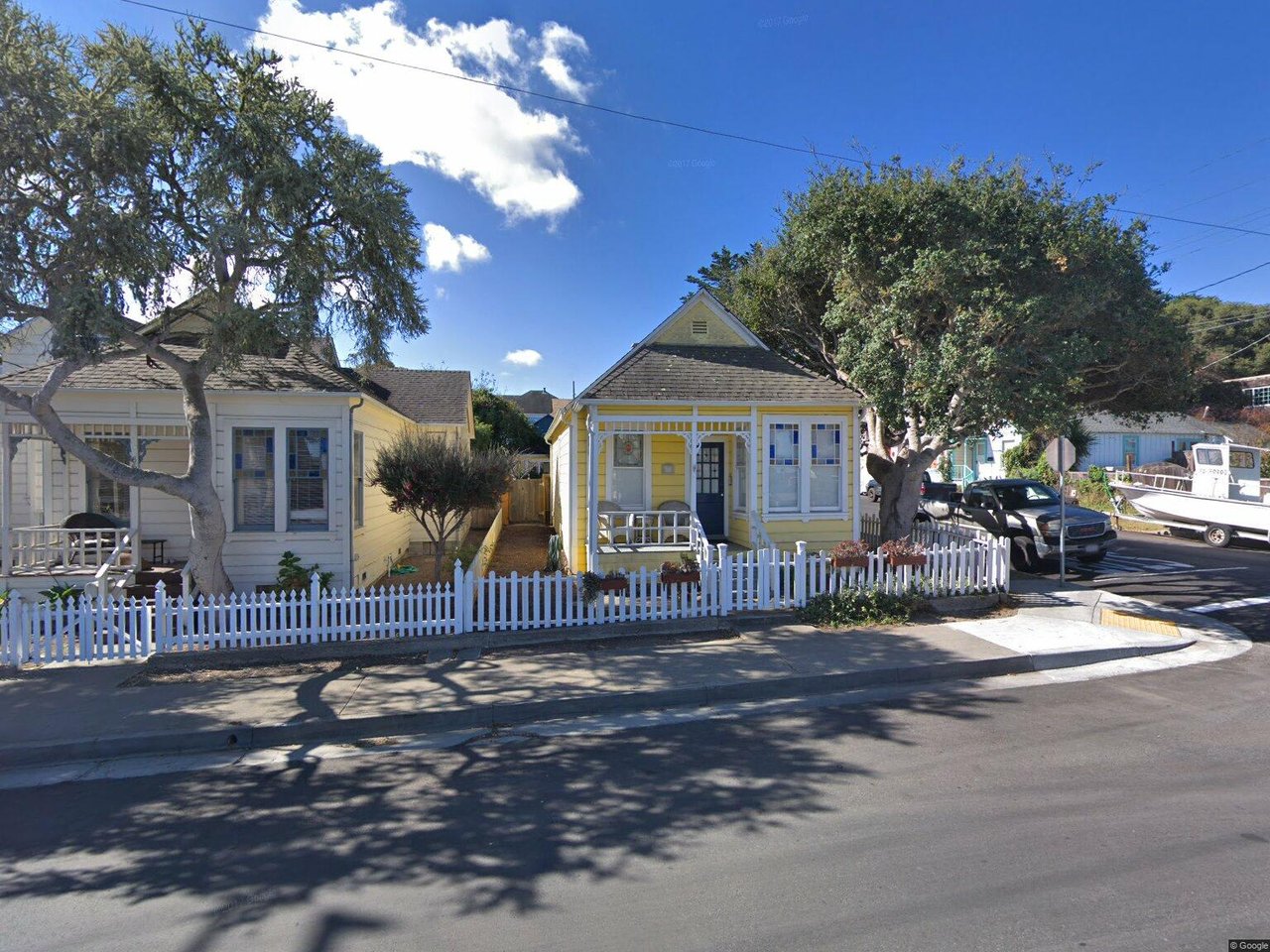 671 Laurel Ave