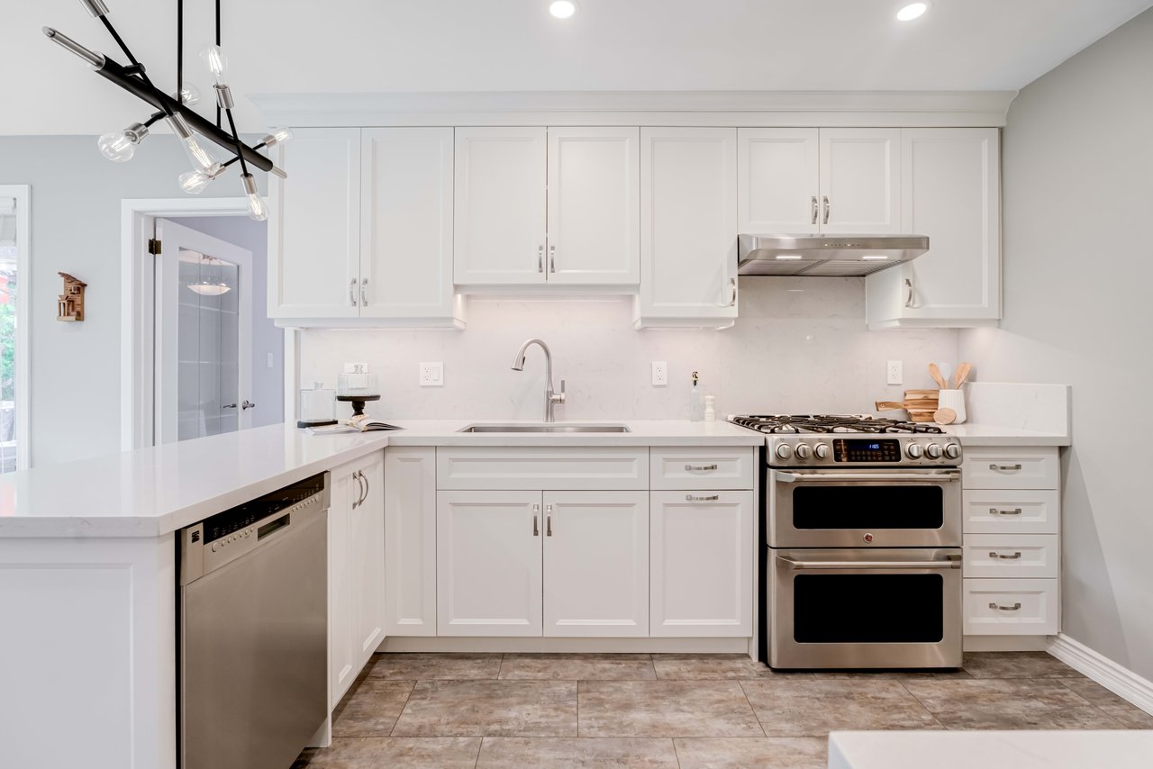 16 Henry Corson Pl